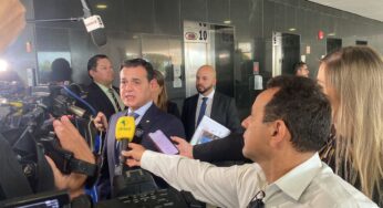 A seis dias da votação, Bolsonaro recebe missão da OEA que vai observar eleições no Brasil | Eleições 2022