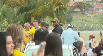 Bolsonaro faz campanha em Minas Gerais na véspera do segundo turno das eleições