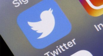 Após ser comprado por Musk, Twitter planeja cobrar por selo de verificado