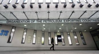 A administração de Biden pressiona os produtores de petróleo a manter a produção alta