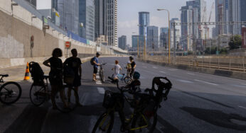 Em Israel, um solene Yom Kippur também cria um playground gigante
