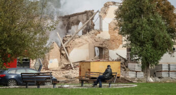 Em retirada na frente, a Rússia ataca profundamente a Ucrânia com drones