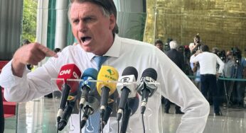 Em tom exaltado, Bolsonaro ataca Lula e Moraes em entrevista no Palácio da Alvorada | Eleições 2022