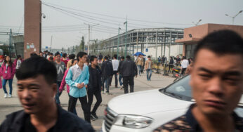 Fábrica de iPhones da Foxconn é atingida pelo mais recente bloqueio de Covid na China