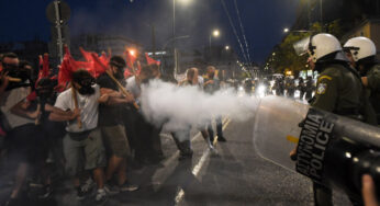 Grécia tenta estacionar a polícia no campus, e estudantes reagem