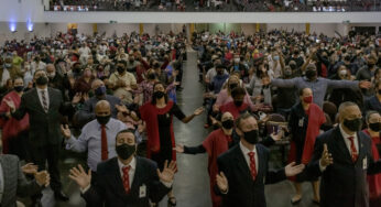 Segundo turno do Brasil enfrenta ‘guerra espiritual’ por eleitores evangélicos