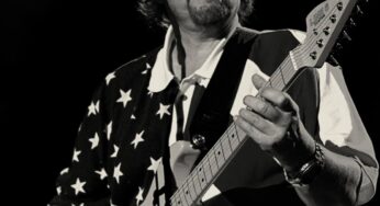 Jeff Cook, guitarrista fundador da banda country Alabama, morre aos 73 anos