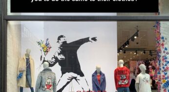 Banksy pede para ladrões roubarem roupas em loja que usou seu grafite sem autorização