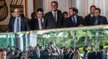 Equipe de Bolsonaro faz proposta tardia para derrubar eleição no Brasil