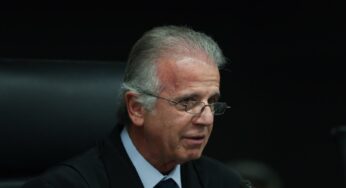 ‘Paixão’ de Bolsonaro, Múcio foi cotado para governo atual e terá missão de despolitizar forças | Blog da Andréia Sadi
