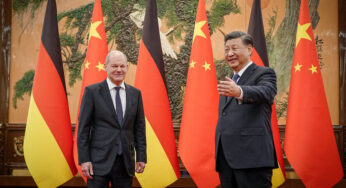Líder da Alemanha busca acordo com China sobre vacinas contra Covid