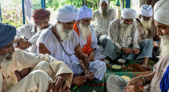 Um templo sikh na Índia combate a solidão com companheirismo