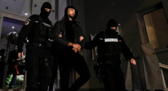 Andrew Tate é detido na Romênia em investigação de tráfico humano