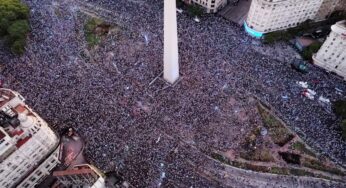 Argentinos comemoram vitória do time deles nas ruas de Buenos Aires; veja FOTOS e vídeo | Copa do Catar
