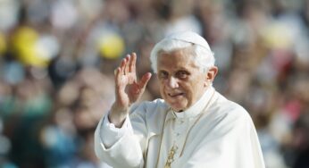 Bento XVI está em condição estável de saúde, diz Vaticano | Mundo