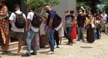 Fila para tirar visto americano ultrapassa 400 dias em São Paulo, Rio e Brasília | Turismo e Viagem