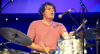 Hamish Kilgour, cuja banda de culto da Nova Zelândia tinha alcance, morre aos 65 anos
