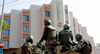 Homem acusado de ataques terroristas de 2015 no Mali é extraditado para os EUA