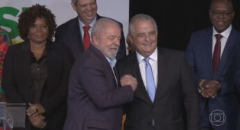 Lula deseja feliz Natal ao país e lembra que muitas famílias não terão o que comemorar por causa da fome | Política