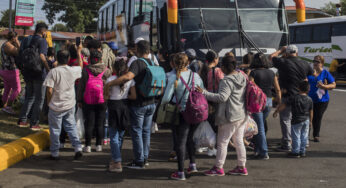Nicaraguenses se juntam à massa de pessoas migrando para os EUA