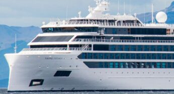 Onda traiçoeira atinge navio de cruzeiro e mata um passageiro