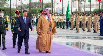 Perseguindo os EUA, o líder da China emerge do isolamento diplomático