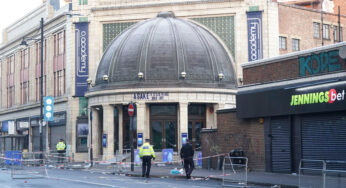 Suspeita de paixão em show em Londres deixa 4 gravemente feridos