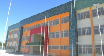 Estudantes da Serra, ES, começam a receber cartão alimentação durante as férias escolares