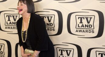 Cindy Williams, atriz de 'A conversação' e 'Loucuras de verão', morre aos 75 anos