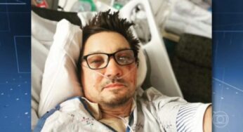 Jeremy Renner publica foto no hospital após acidente: 'estou muito machucado agora'
