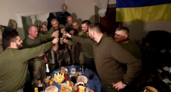 Putin e Zelenskiy prometem vitória na guerra em discursos de Ano Novo | Ucrânia e Rússia