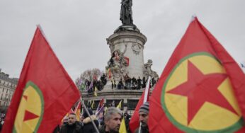 Grupo curdo PKK anuncia suspensão temporária de 'operações' na Turquia após terremoto