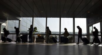 Casal abandona bebê para não pagar passagem extra em aeroporto de Israel | Mundo