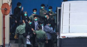 Em Hong Kong, 47 líderes democráticos são julgados por acusações de segurança
