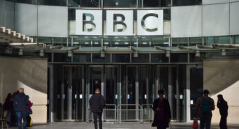 Rádio árabe da BBC transmite a última transmissão após 85 anos