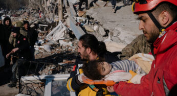 Seu briefing de quarta-feira: o número de mortos no terremoto sobe