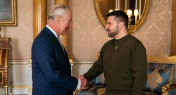 Volodymyr Zelensky encontra o rei Carlos III em um moletom