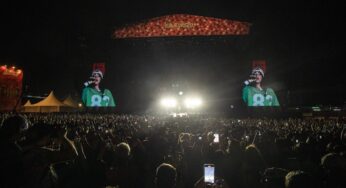 Lollapalooza 2023 bate recorde de público diário com mais de 103 mil pessoas na sexta-feira