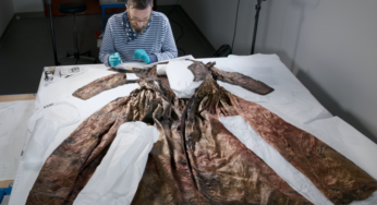 Este vestido sobreviveu por mais de três séculos no fundo do mar