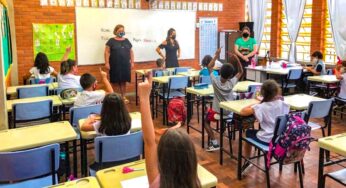 Professores saem mais preparados da faculdade quando fazem cursos presenciais, e não à distância, opinam docentes | Educação