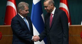 Turquia aprova adesão da Finlândia à OTAN, uma derrota para Putin