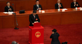 Xi Jinping inicia novo mandato na China, com foco na economia e na rivalidade dos EUA