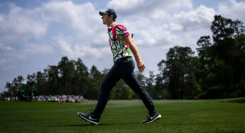 Augusta National, jogando fácil por enquanto, tem três no topo da tabela de classificação Masters