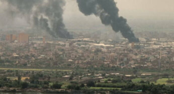 Cessar-fogo é estendido no Sudão, mas bombardeios e tiros continuam