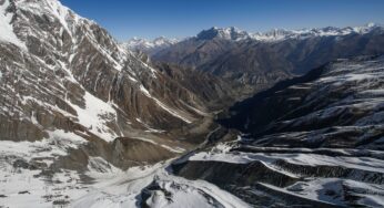 Um alpinista morre e outro está desaparecido na montanha do Himalaia