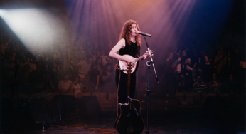 Zélia Duncan tem show de 1997 perpetuado em álbum ao vivo que dá sequência à série 'Relicário'