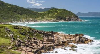 A única praia brasileira considerada ‘Reserva Mundial de Surfe’ | Turismo e Viagem