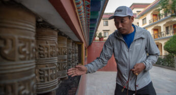 ‘Não vejo futuro’: sherpas abandonam o trabalho que tornaram famoso
