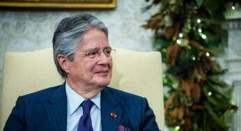 Presidente do Equador dissolve Congresso em meio a julgamento de impeachment