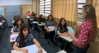 Seis a cada 10 jovens negros concluem o ensino médio; número é maior entre brancos, diz levantamento | Educação